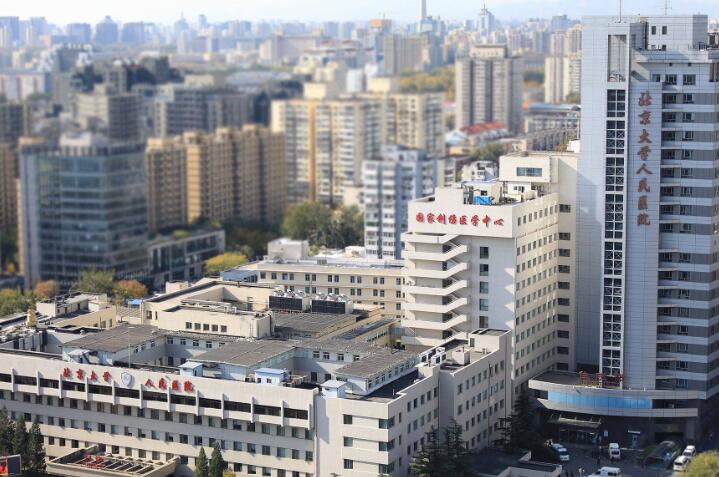 北京大學人民醫(yī)院光子嫩膚價格表？附光子嫩膚的醫(yī)生團隊詳情~