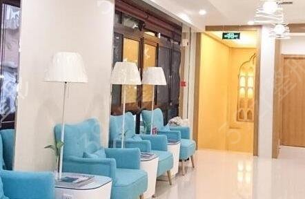 成都軍區(qū)總醫(yī)院整形科怎么樣？醫(yī)生實力介紹+收費表！