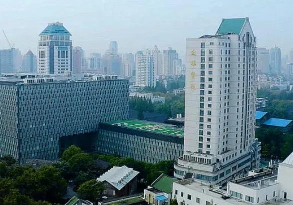 南京鼓樓醫(yī)院整形科