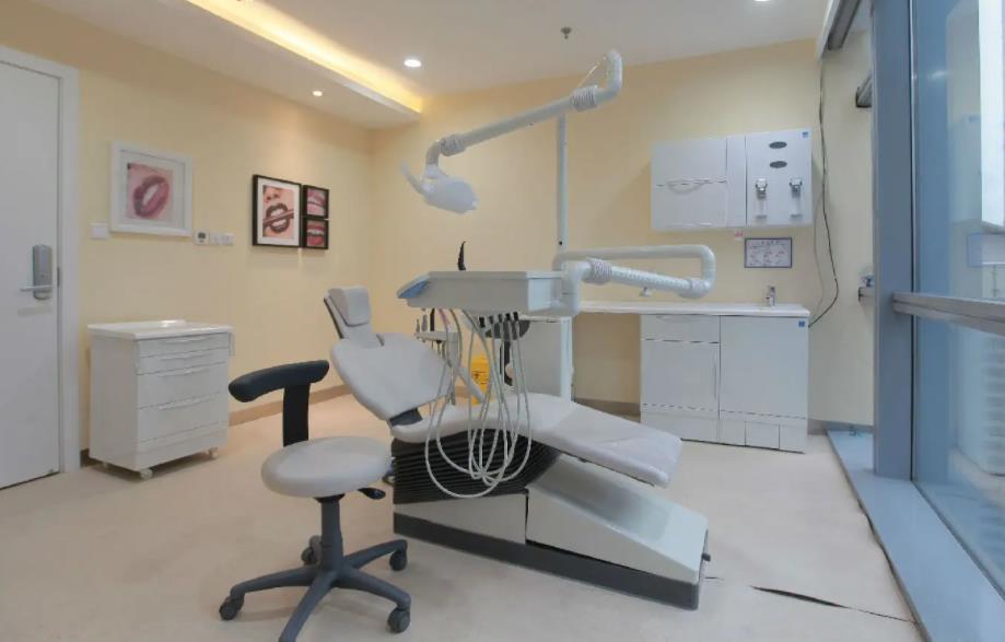 牙科1.jpg 牙科1.jpg