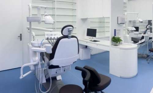 上海種植牙哪家強(qiáng)？五大機(jī)構(gòu)實(shí)力對(duì)比，本地人推薦