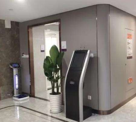 深圳正規(guī)植發(fā)醫(yī)院排名有哪些？醫(yī)院實力專業(yè)戶點評，附價格表！