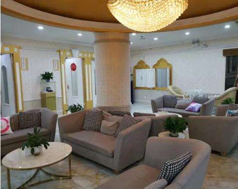 貴州省人民醫(yī)院醫(yī)學(xué)美容科怎么樣？科室資料，還有收費(fèi)表參考！