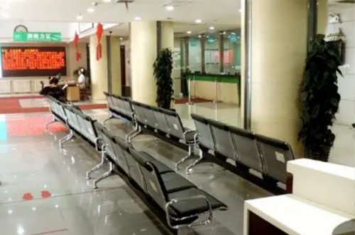 中國(guó)醫(yī)學(xué)科學(xué)院皮膚病醫(yī)院雙眼皮多少錢?李崇照|楊仁凱|劉浥醫(yī)生技術(shù)測(cè)評(píng)