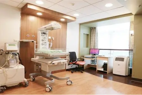 新疆醫(yī)科大學(xué)第五附屬醫(yī)院做雙眼皮怎么樣?吳新民醫(yī)生技術(shù)測(cè)評(píng)