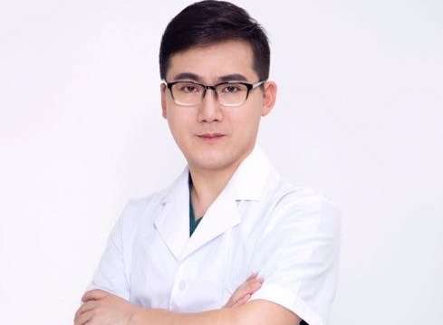 整形醫(yī)生毛琪怎么樣？能夠?qū)⒍喾矫娼Y(jié)合在一起