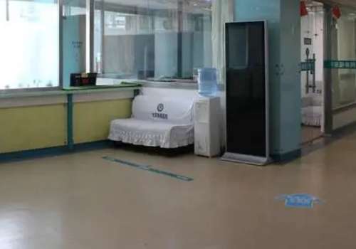 劉曉偉修復雙眼皮怎么樣？能夠為大家?guī)砀煽康膸椭?，也獲得了同行人士的高度贊揚