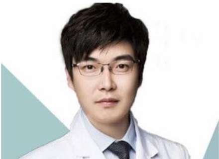 醫(yī)大一院馬希達隆鼻怎么樣？能夠根據每位求診者的需求來定制手術計劃