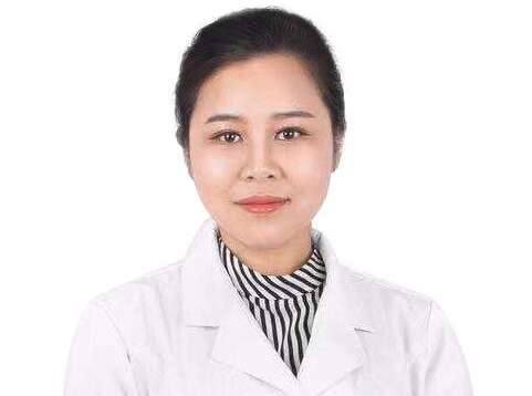 武漢畢小麗雙眼皮怎么樣？對眼部整形有著豐富的臨床經(jīng)驗(yàn)