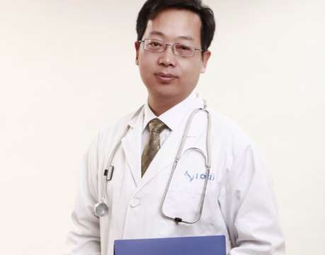 整形醫(yī)生安一峰怎么樣？從事整形工作多年以來不斷的進行深造