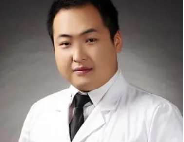 張曉健拉皮手術(shù)做的怎么樣？成為了拉皮手術(shù)中實(shí)力比較雄厚的醫(yī)生之一