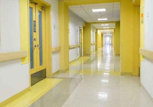 整形醫(yī)生劉堅怎么樣？能夠跟隨當下的發(fā)展潮流，為求美者帶來更專業(yè)的幫助