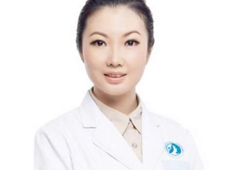 鄭穎平做雙眼皮怎么樣？是一位實(shí)力派的雙眼皮醫(yī)生