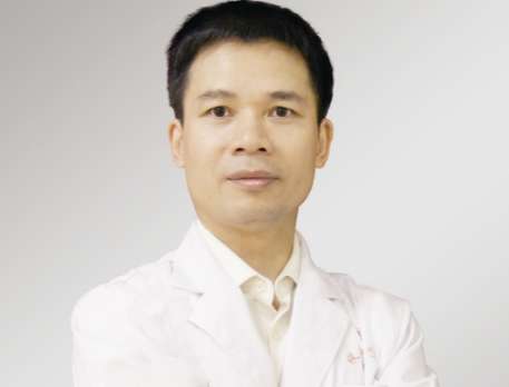 廈門(mén)羅海明醫(yī)生隆鼻怎么樣？能夠?qū)⑶把氐募夹g(shù)結(jié)合在一起