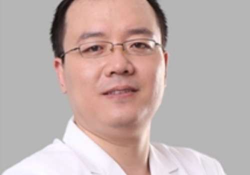 邱文苑修復(fù)雙眼皮怎么樣？吸納前沿的學(xué)識(shí)，掌握更多的技巧