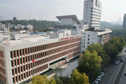 武漢市第三醫(yī)院做腫泡眼雙眼皮怎么樣?楊艷清|林亮|吳希晞醫(yī)生技術(shù)能力