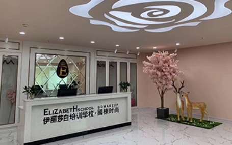 廣州伊麗莎白隆鼻怎么樣？有多位醫(yī)生可以熟練的操作