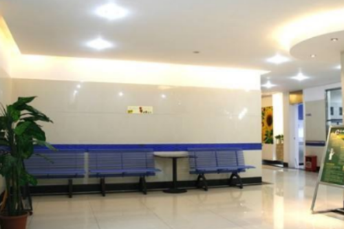 北京大學(xué)第三醫(yī)院植發(fā)多少錢?謝祥醫(yī)生案例反饋