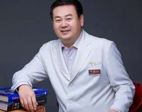 唐振利隆鼻怎么樣？能夠從鼻部外形結(jié)構(gòu)以及鼻部的形態(tài)進行改良