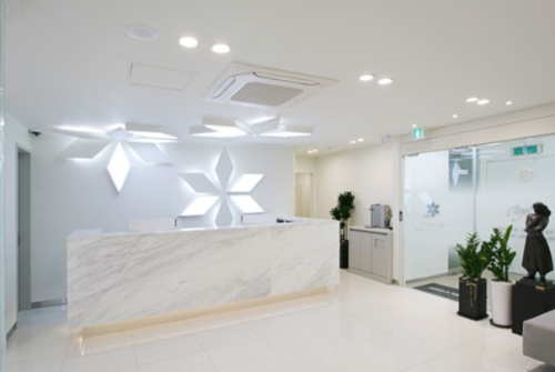 廣州顏所醫(yī)療美容門診部填充淚溝怎么樣?冀晨陽|蘆陽醫(yī)生簡介