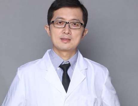 華西口腔正頜醫(yī)生葉斌怎么樣？獲得了博士后，發(fā)表了多篇論文，為各位求美者提供合適的服務(wù)