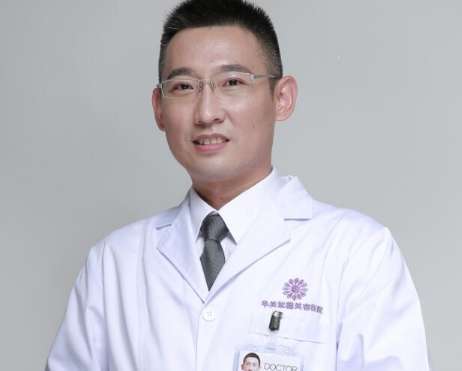 整形外科陳楊醫(yī)生簡介怎么樣？在眼部整形以及修復(fù)領(lǐng)域中有較高的造詣