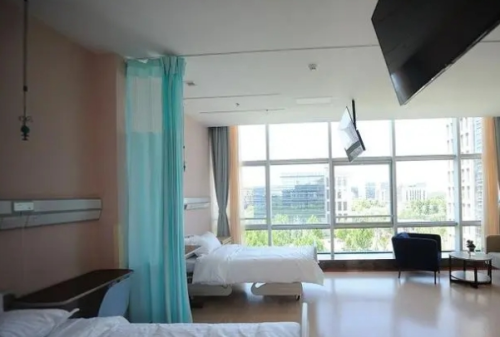 深圳米蘭柏羽醫(yī)療美容門診部做雙眼皮需要多少錢?田輝|陳玉|朱武根醫(yī)生技術(shù)特點