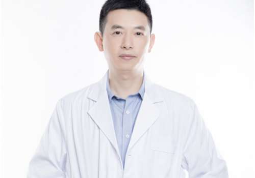 陽光整形魏恒醫(yī)生簡歷怎么樣？在鼻部整形以及注射方面受到喜愛和追捧