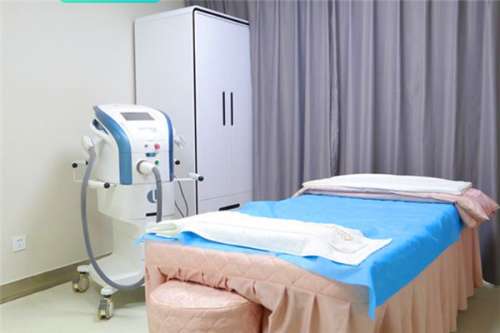 重慶當(dāng)代整形美容醫(yī)院隆胸怎么樣?王旭明|謝錦清|姜北醫(yī)生水平實(shí)測(cè)