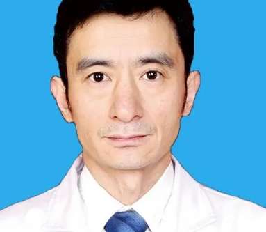 整形醫(yī)生蘆曉磊怎么樣？經(jīng)常參加各種整形技術(shù)交流會議，深受廣大求美者的歡迎