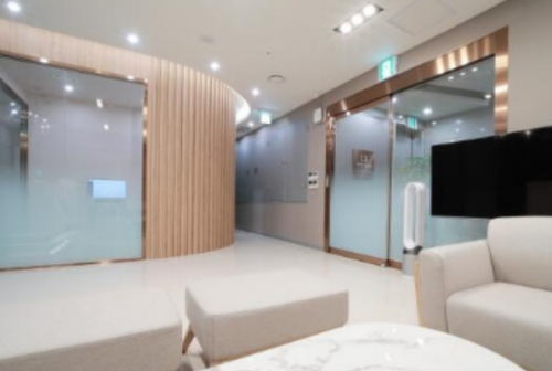 西安米蘭柏羽醫(yī)療美容醫(yī)院（原美立方）去眼袋怎么樣?閆淑|李民臣|張?bào)蘩蜥t(yī)生技術(shù)評(píng)測(cè)