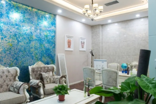 上海馨美醫(yī)療美容門診脂肪填充費(fèi)用標(biāo)準(zhǔn)?王曉陽(yáng)醫(yī)生實(shí)力測(cè)評(píng)