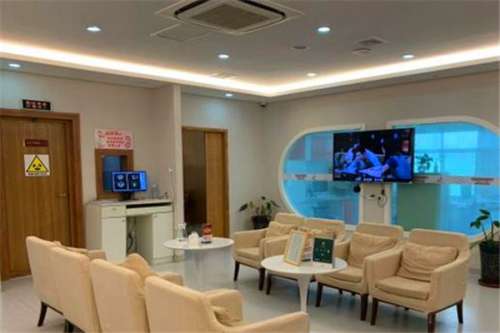 上海馥蘭朵醫(yī)療美容門診部隆胸怎么樣?陳超群醫(yī)生水準(zhǔn)測評