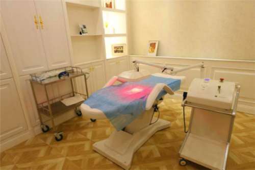 上海第九人民醫(yī)院割雙眼皮費用多少?錢云良|麻蓀香|張路醫(yī)生案例測評