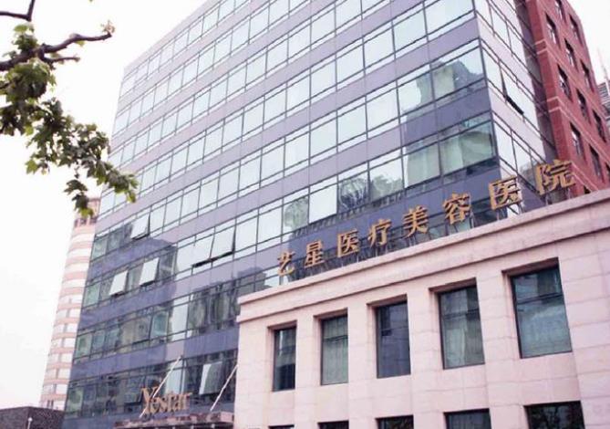 北京藝星雙眼皮專家介紹，李帥華技術(shù)口碑評(píng)價(jià)、真人案例、價(jià)格表