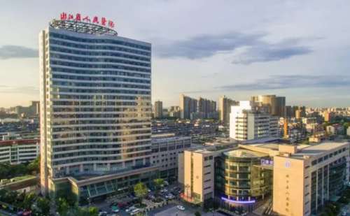 浙江省人民醫(yī)院門牙種植牙價格明細(xì)?技術(shù)特點&變美案例