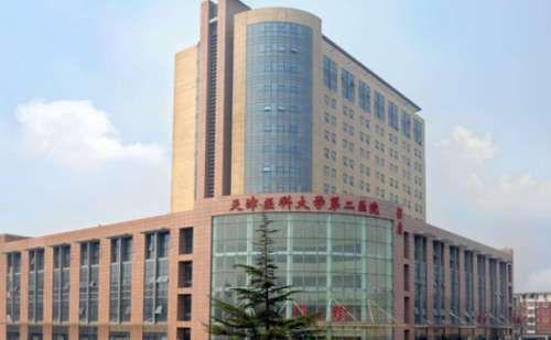 天津醫(yī)科大學第二醫(yī)院打玻尿酸豐唇術(shù)后6個月案例&技術(shù)怎么樣?