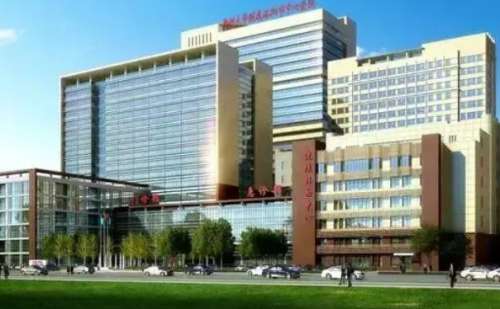 鄭州大學附屬洛陽中心醫(yī)院玻尿酸填充唇部技術等級怎么樣?案例評價