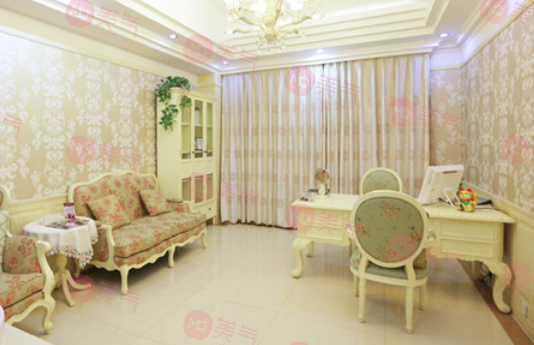 北京潤美玉之光醫(yī)療美容正規(guī)嗎？座診醫(yī)生名單，附價格表