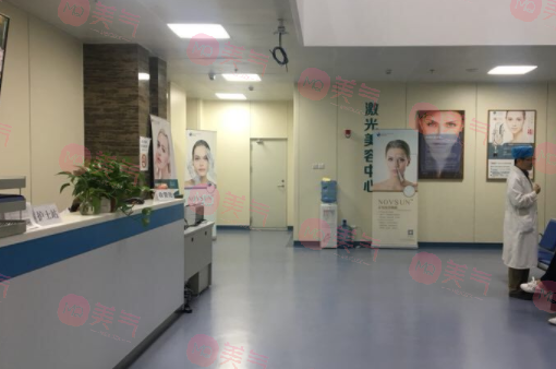 北京八大處整形價格一覽表，靳小雷、張妍醫(yī)生等基本資料介紹！